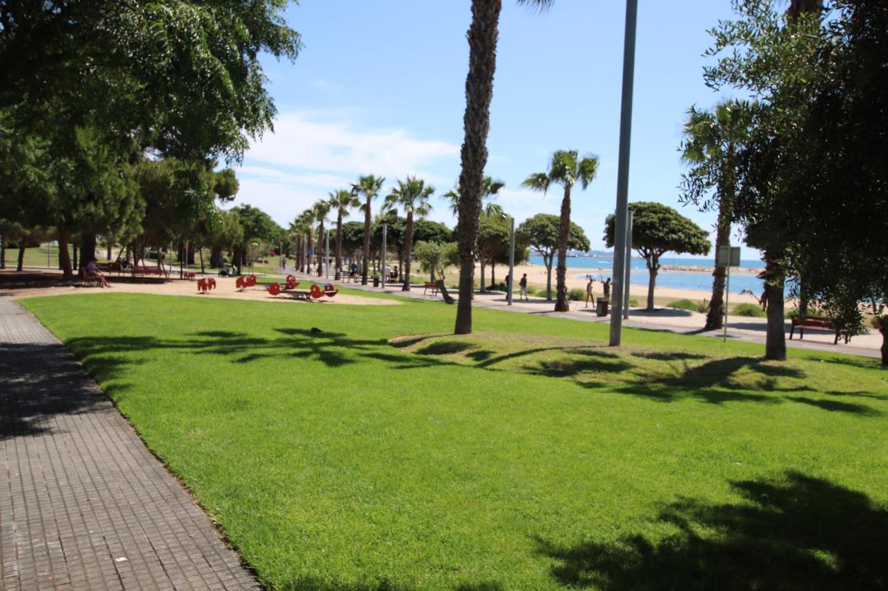 Planta Baja, Primera Linea, Playa, Jardin Privado, Ardiaca, Cambrils, Jacqueline Apartament *