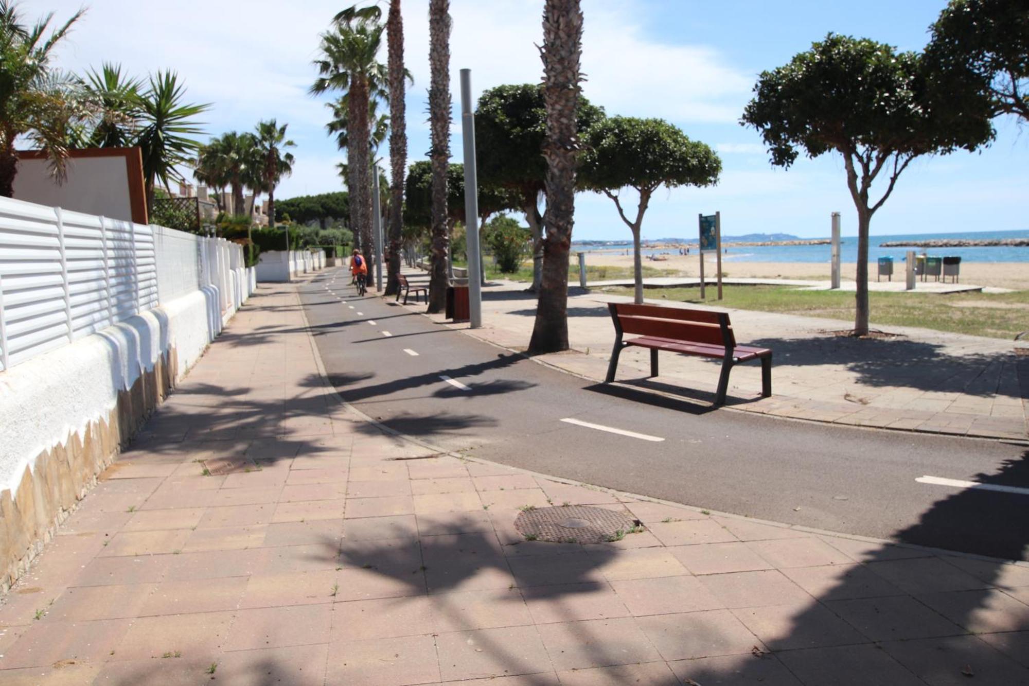 Planta Baja, Primera Linea, Playa, Jardin Privado, Ardiaca, Cambrils, Jacqueline Apartment Cambrils